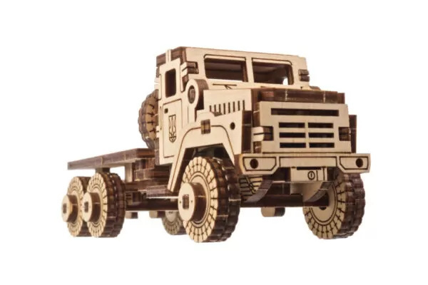 Wojskowa Cieżarówka Ugears (1)